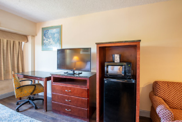 Dominion Inn  Suites Amenities 