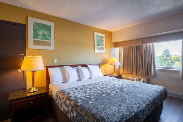 Dominion Inn Suites Amenities
